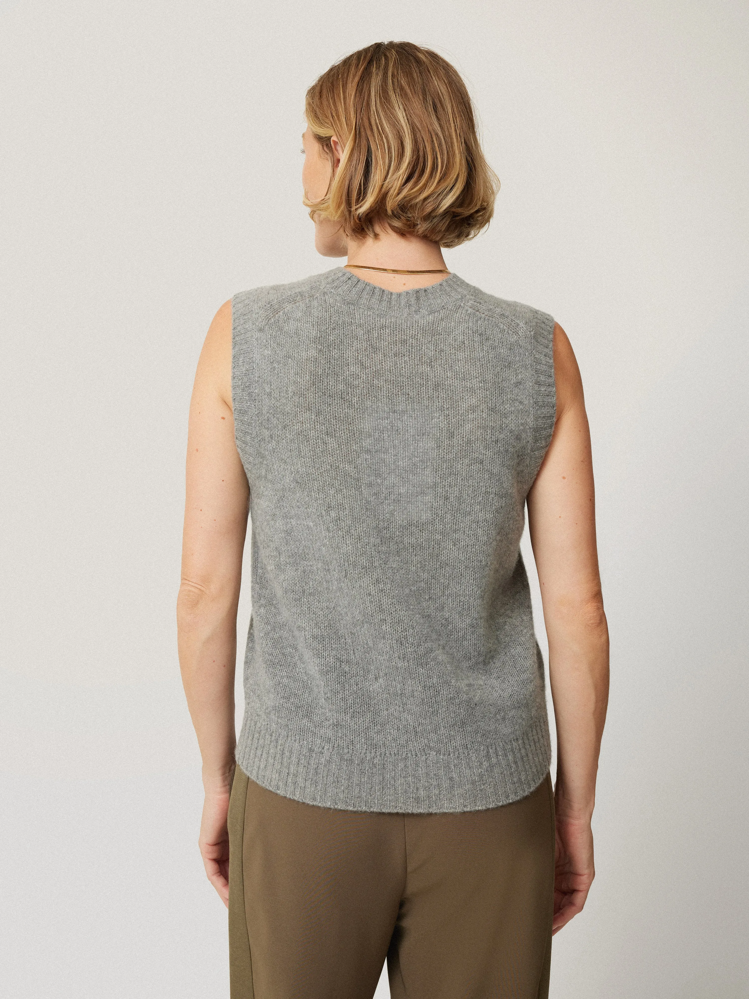 Cashmere Crew Neck Tank | Grey