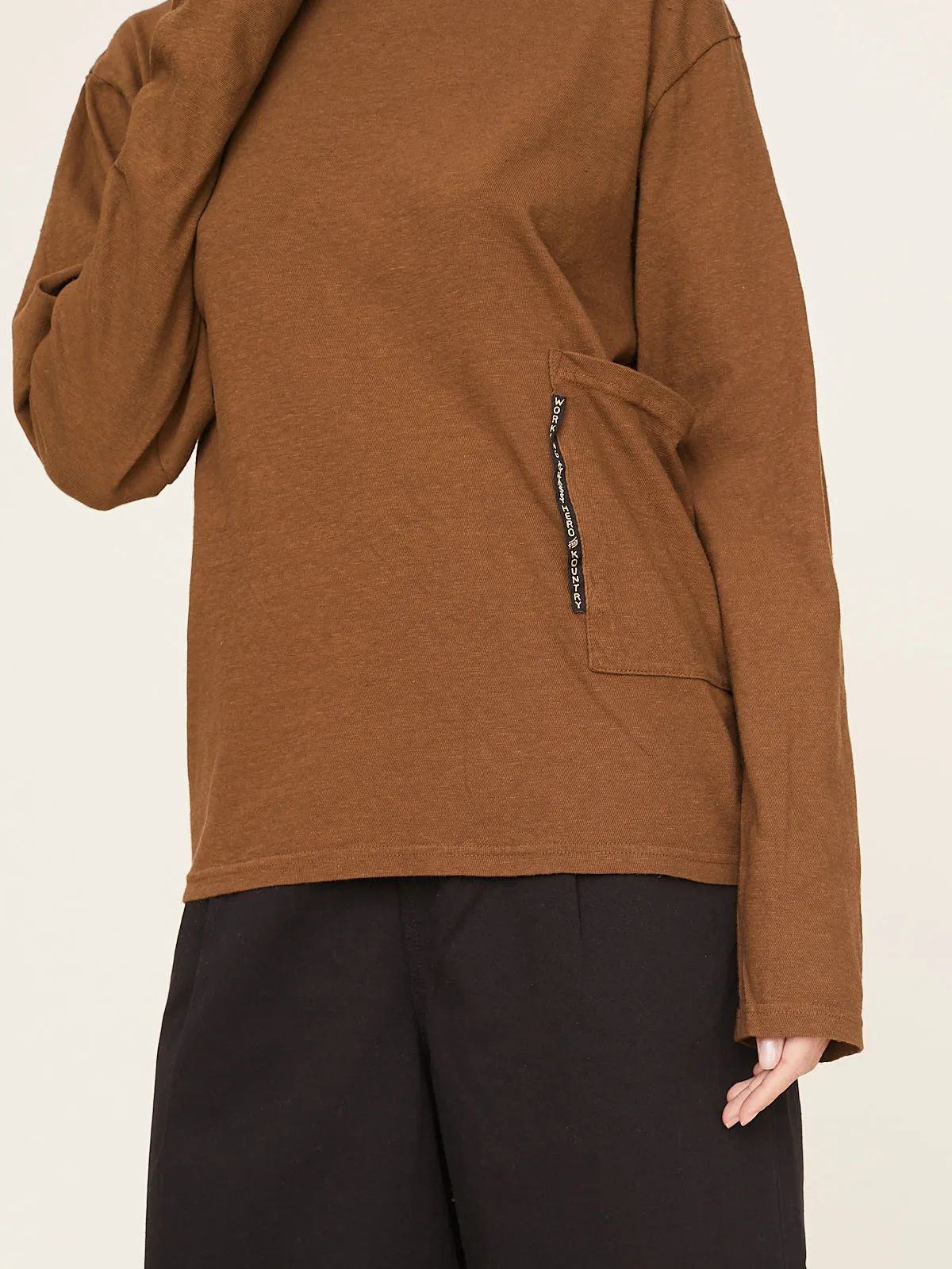 Gauze Jersey Biscuit Pocket Long Sleeve T-Shirt in Brown Khaki