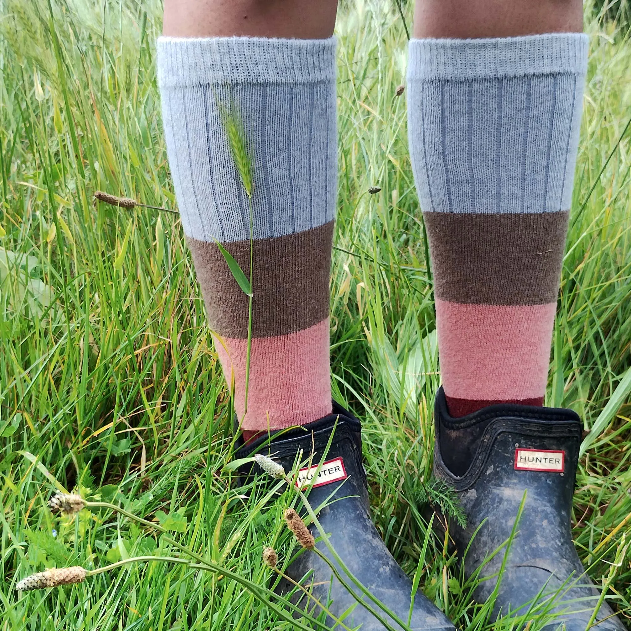 Ladies Red & Pink Block Lambswool Knee Socks