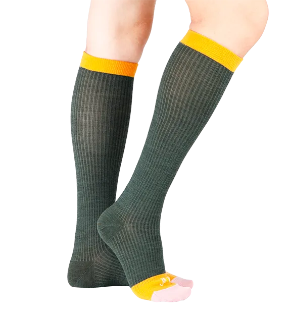 Rich Merino Wool Everyday Compression Socks (15-20mmHg) - Mock Rib