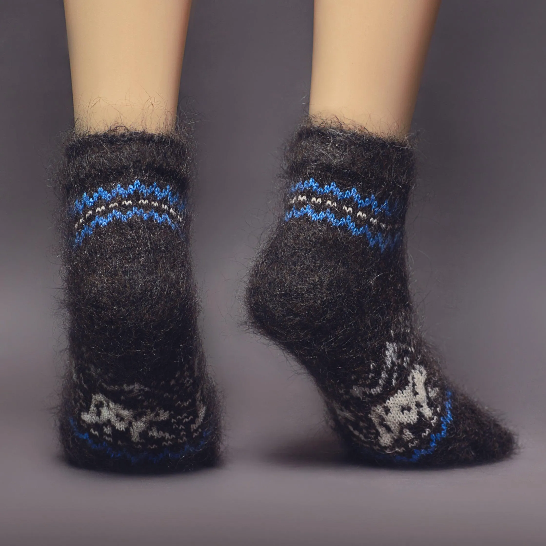 Unisex Rambling Bear Non-Binding Goat Wool Low-Cut Socks