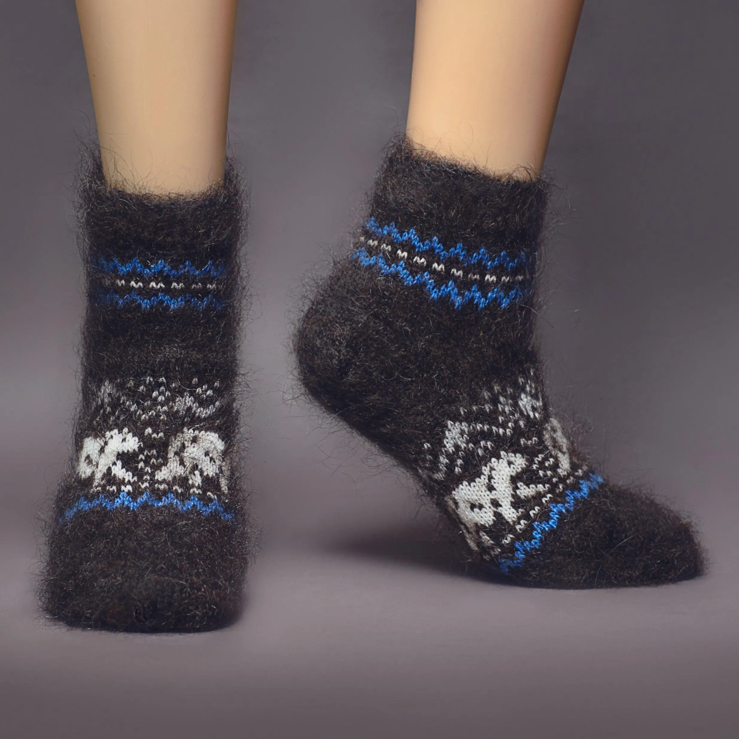 Unisex Rambling Bear Non-Binding Goat Wool Low-Cut Socks